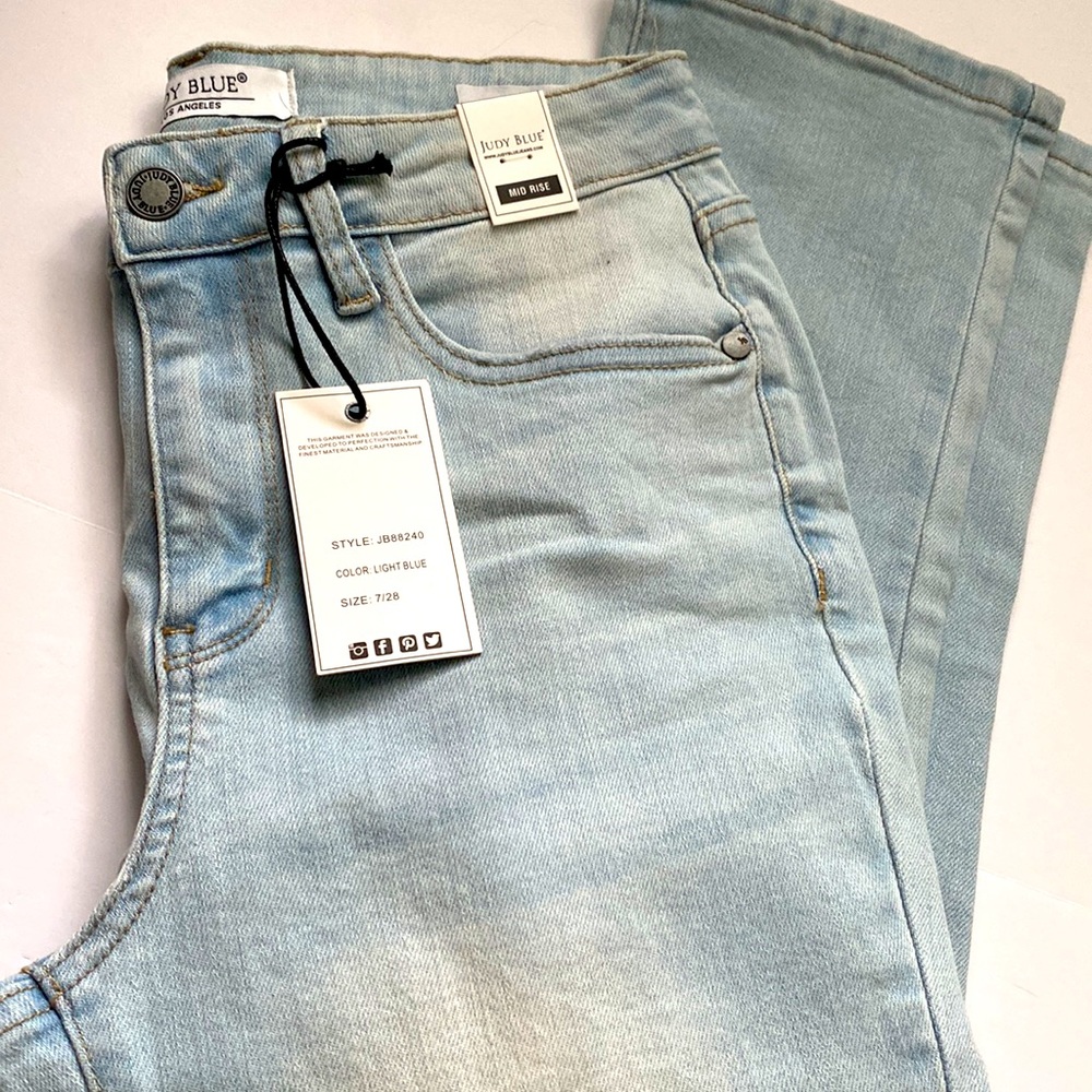 Judy Blue Capri